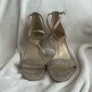 Michael Kors, gold heels